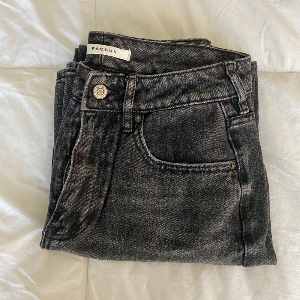 PacSun black mom jeans 🤸🏼‍♀️